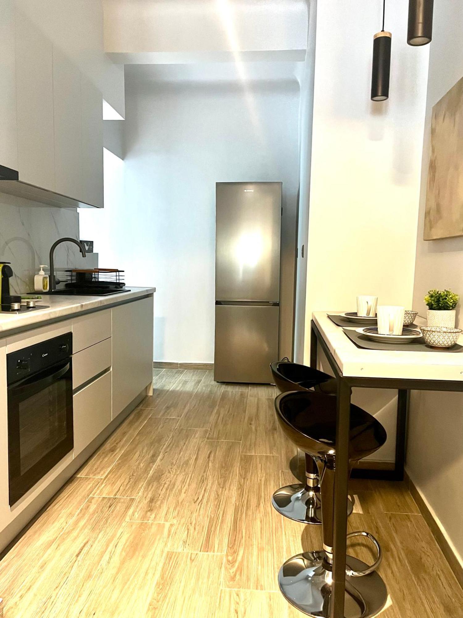Athens Theatre Apartment Alpha מראה חיצוני תמונה