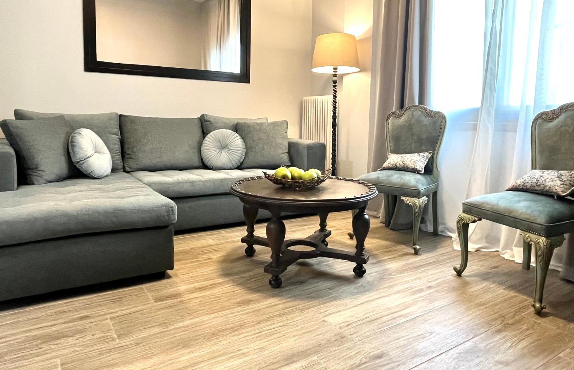 Athens Theatre Apartment Alpha מראה חיצוני תמונה